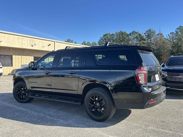 Used 2023 Chevrolet Suburban Z71 w/ Luxury Package image 17