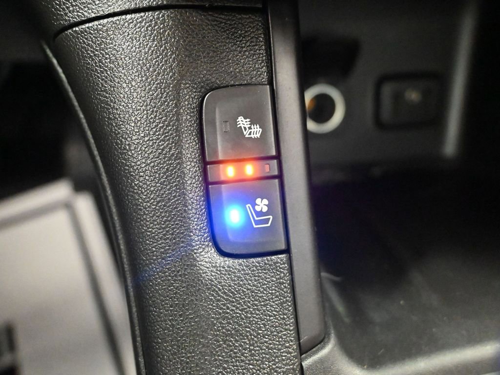 Used 2019 GMC Acadia Denali w/ Technology Package image 23