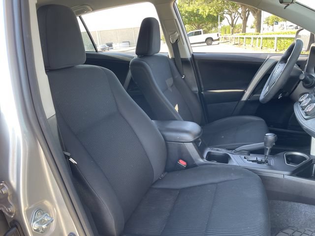 Used 2016 Toyota RAV4 LE FWD image 25
