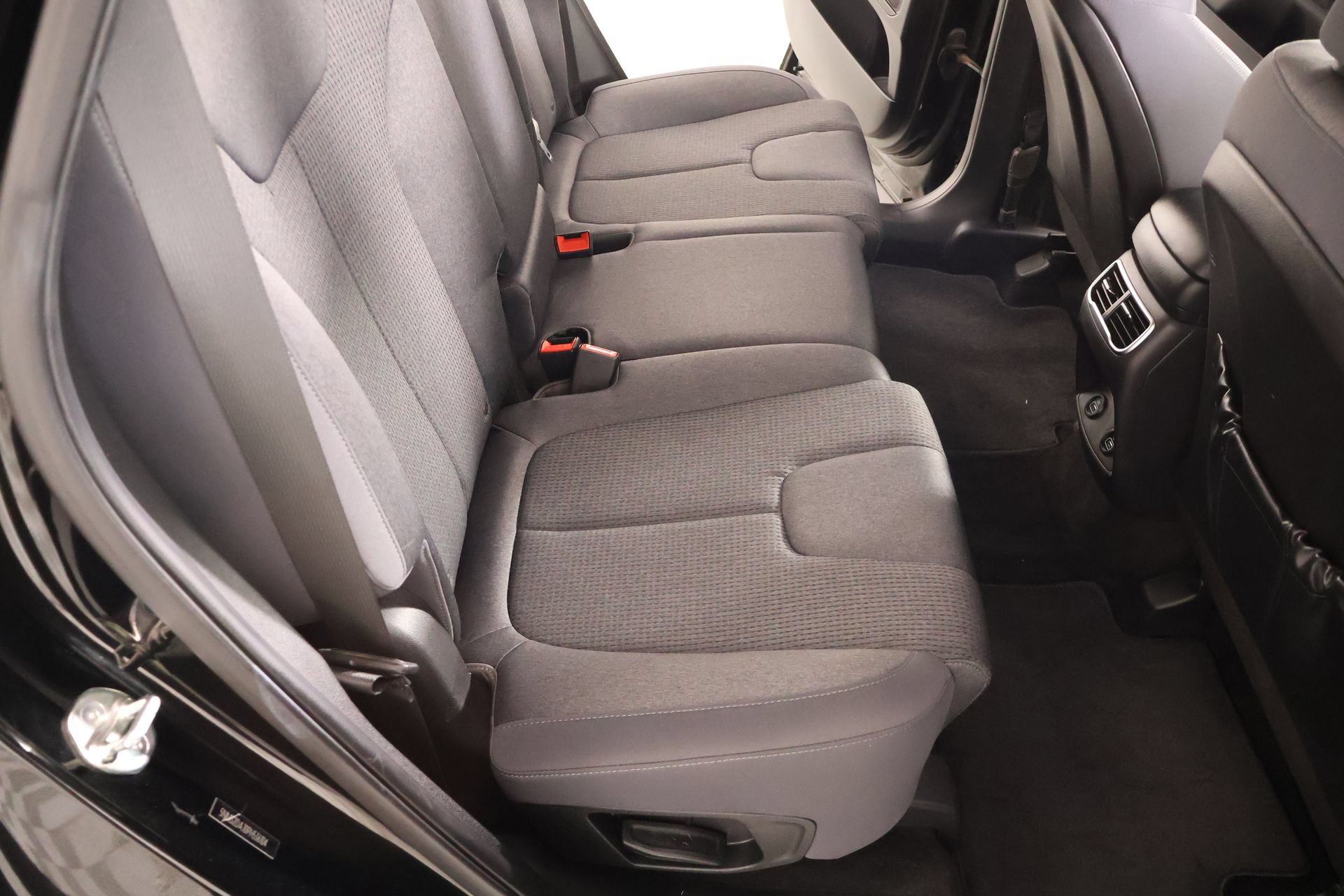 Used 2023 Hyundai Santa Fe SEL AWD/4WD image 15