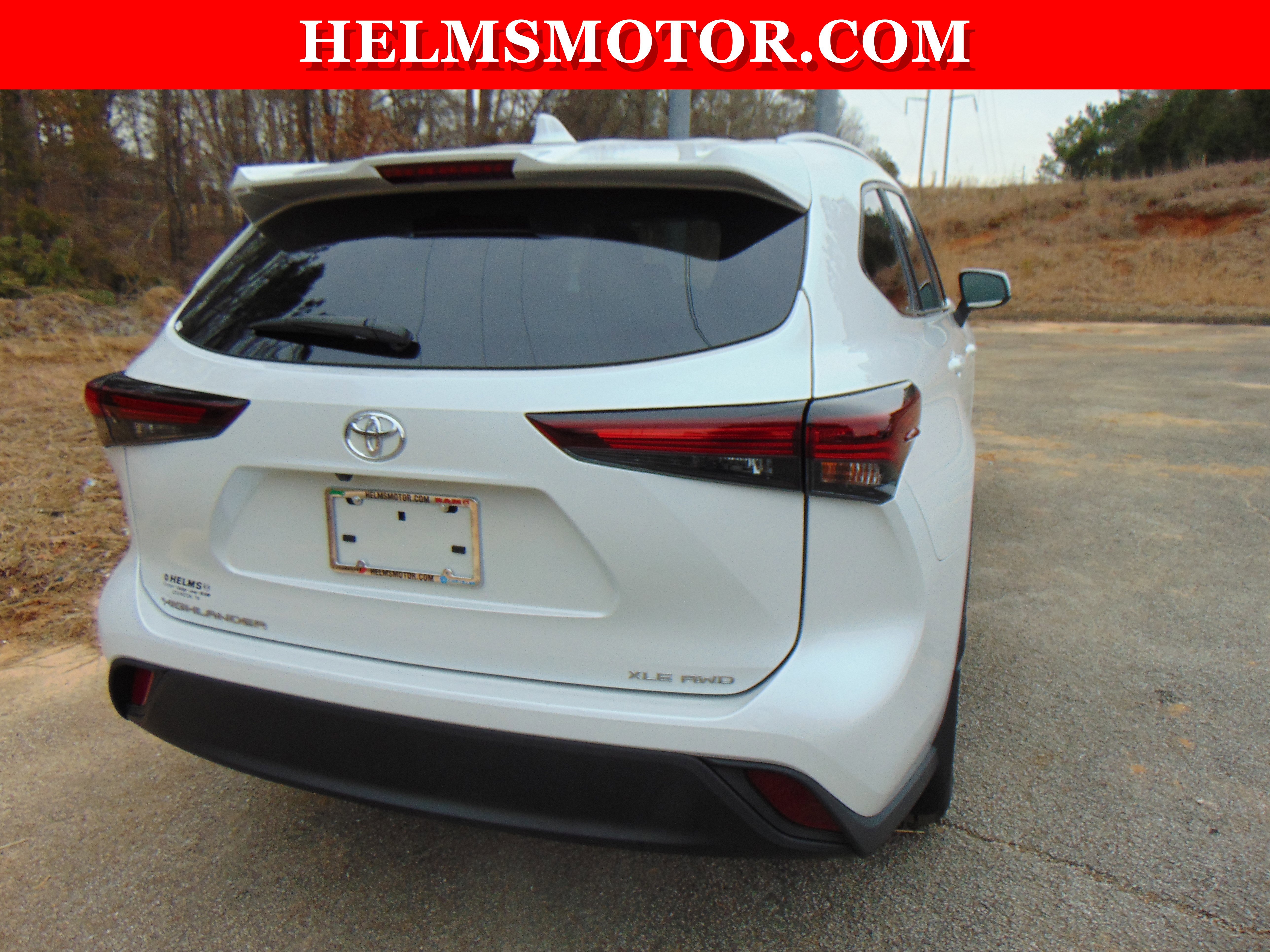 Used 2025 Toyota Highlander XLE image 15