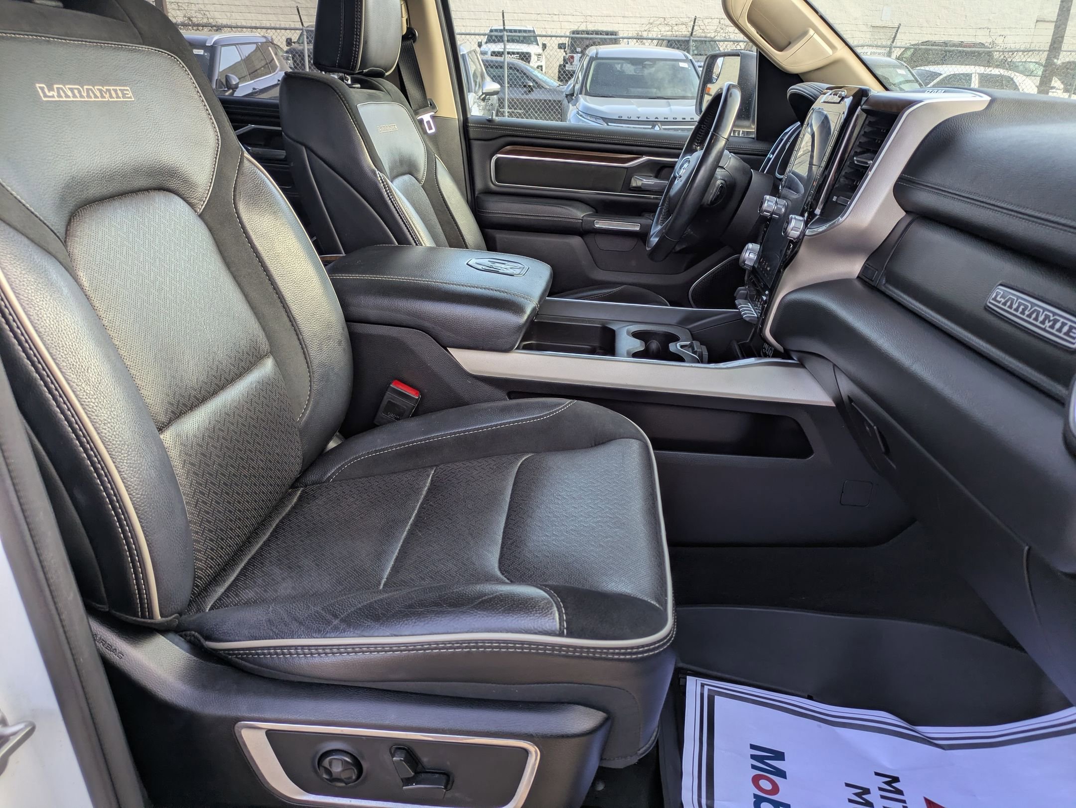 Used 2021 RAM 1500 Laramie AWD/4WD image 25