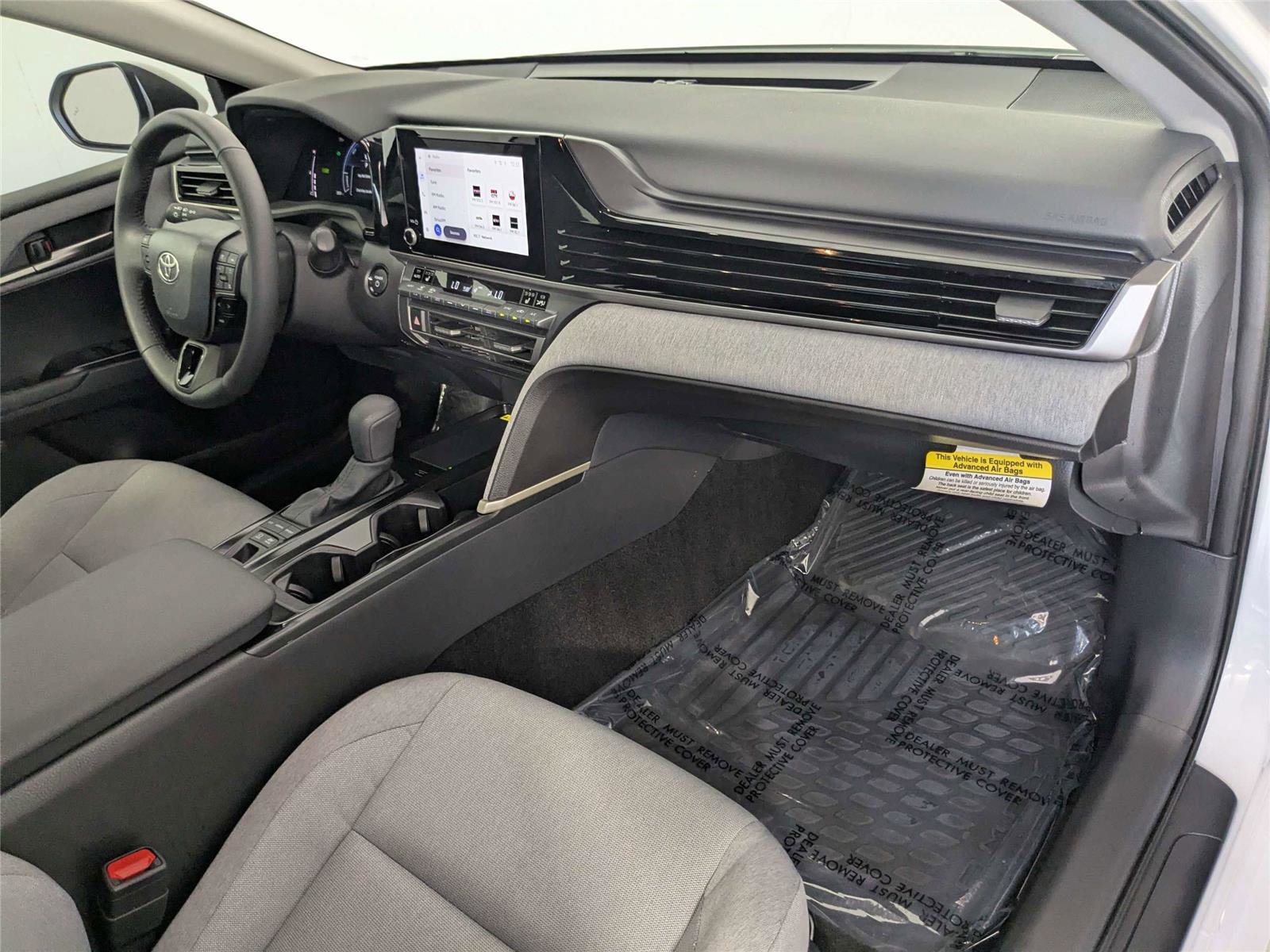 Used 2026 Toyota Camry LE w/ Convenience Package FWD image 30