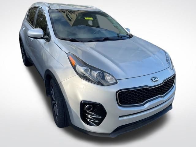 Used 2017 Kia Sportage EX image 2