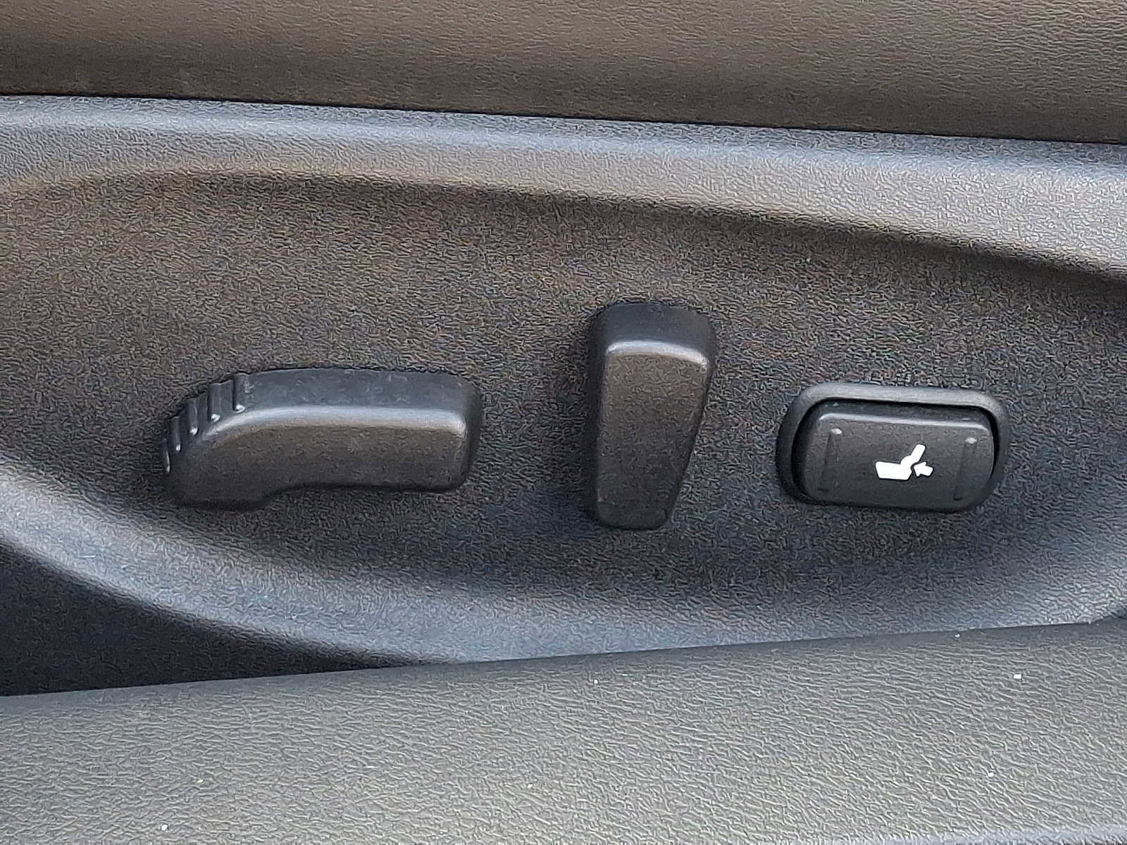 Used 2019 INFINITI Q50 Luxe w/ Essential Package (3.0T Luxe) image 27