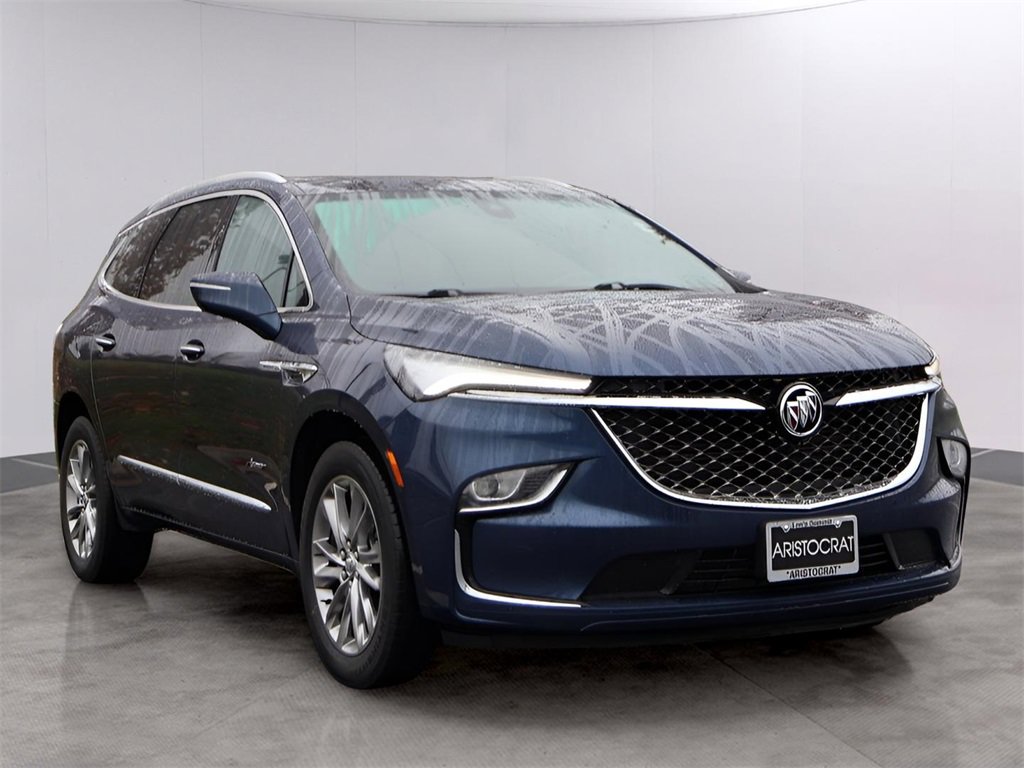 Used 2023 Buick Enclave Avenir w/ Trailering Package, 5000 lbs. image 3