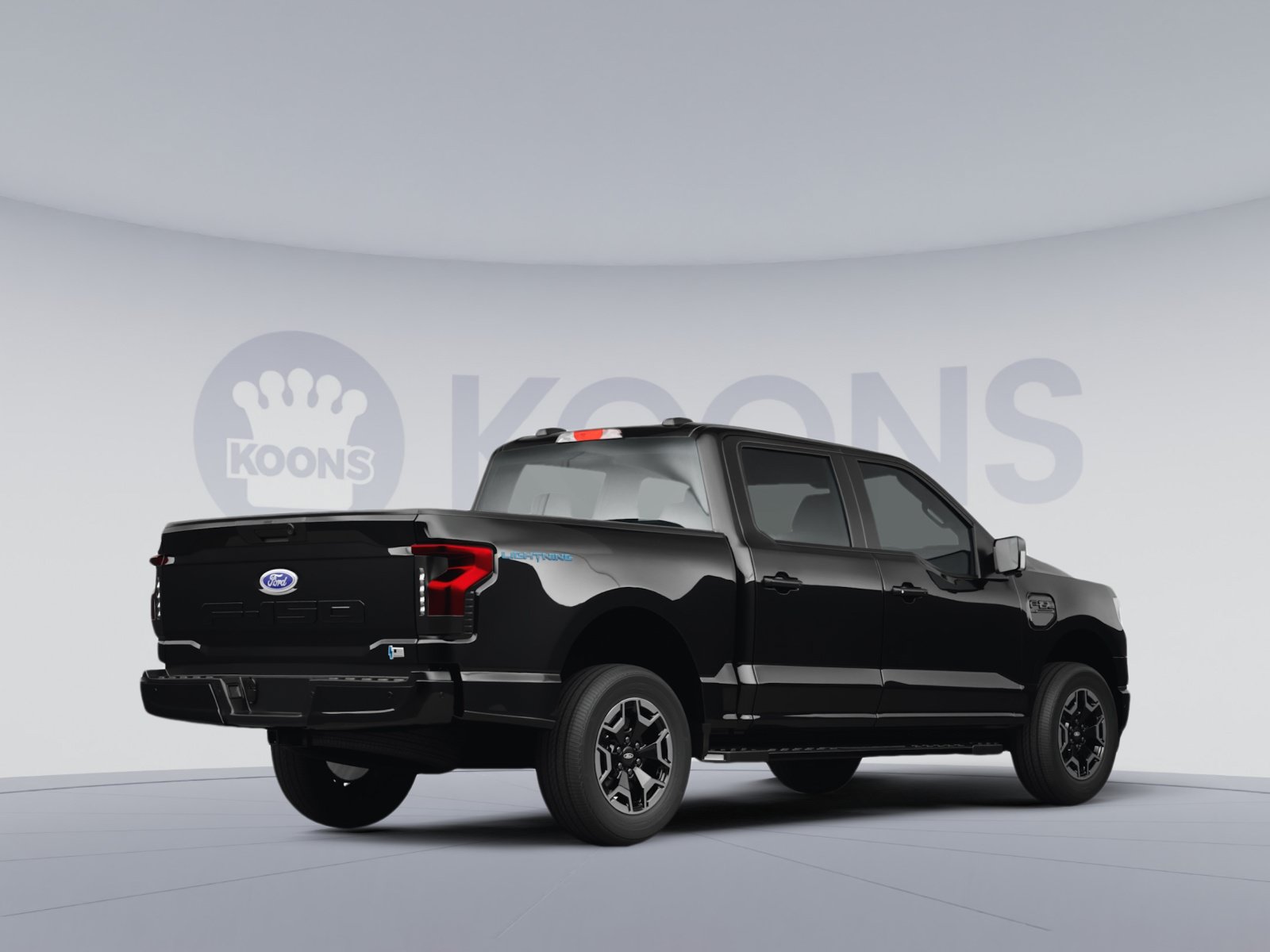 Used 2023 Ford F150 Lightning XLT AWD/4WD image 4