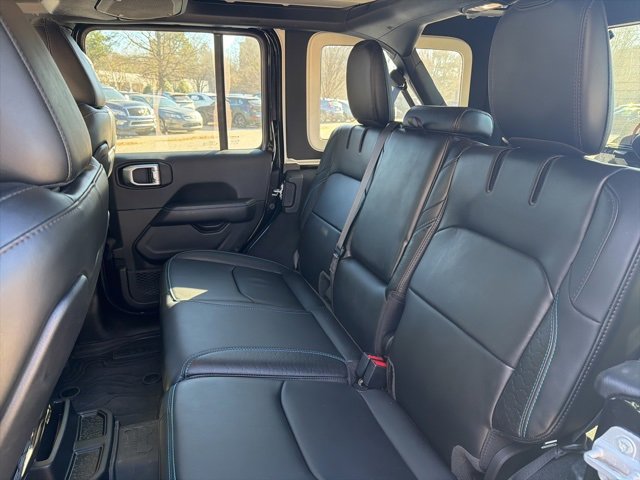 Used 2024 Jeep Wrangler High Altitude image 18