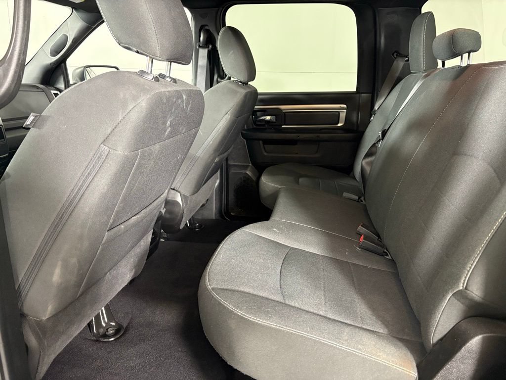 Used 2024 RAM 1500 Warlock AWD/4WD image 33