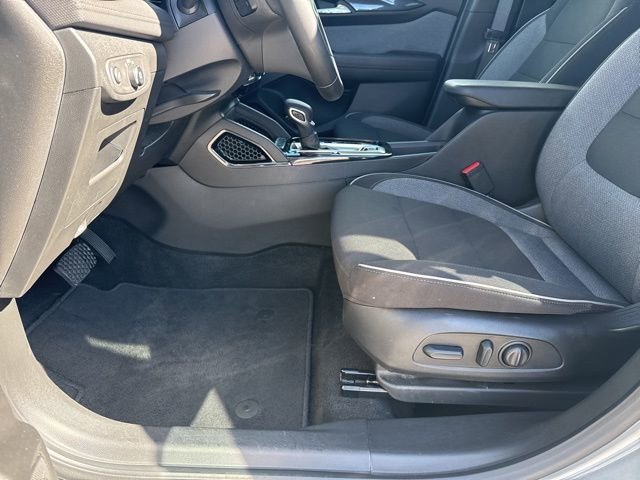 Used 2024 Chevrolet TrailBlazer LT w/ Convenience Package image 25