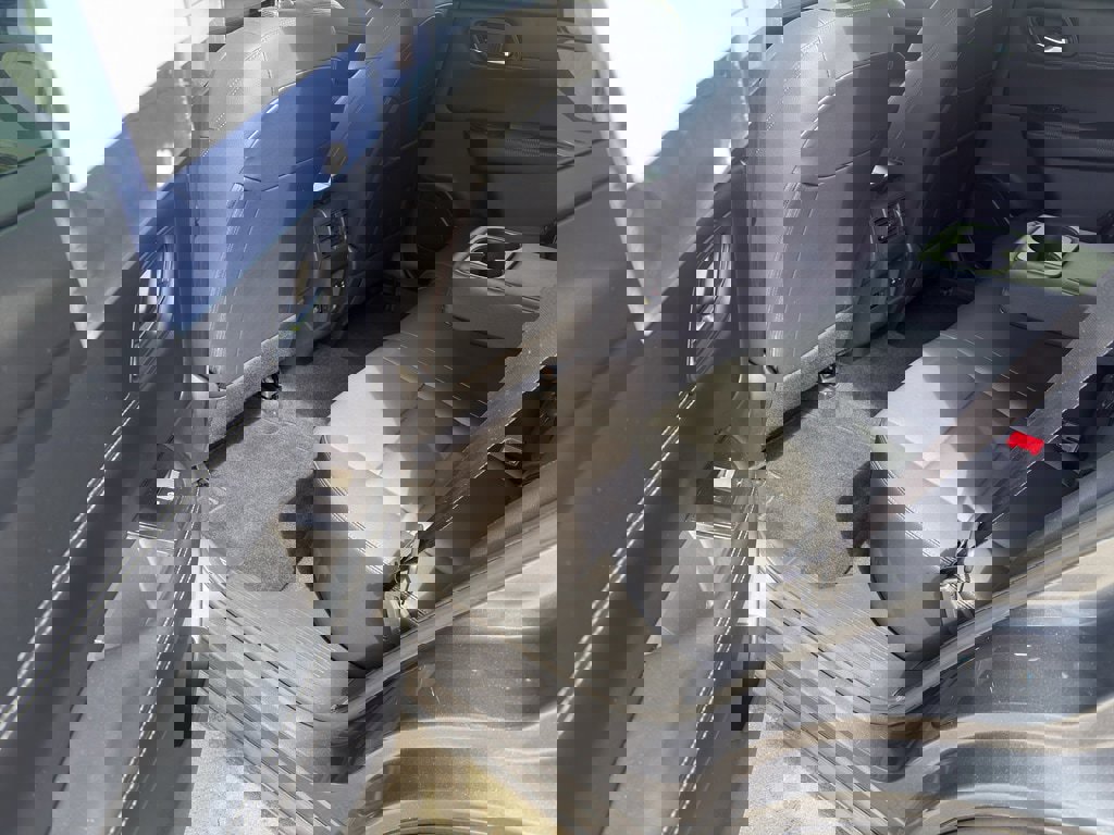 Used 2025 Nissan Rogue SL w/ Tech Package image 14