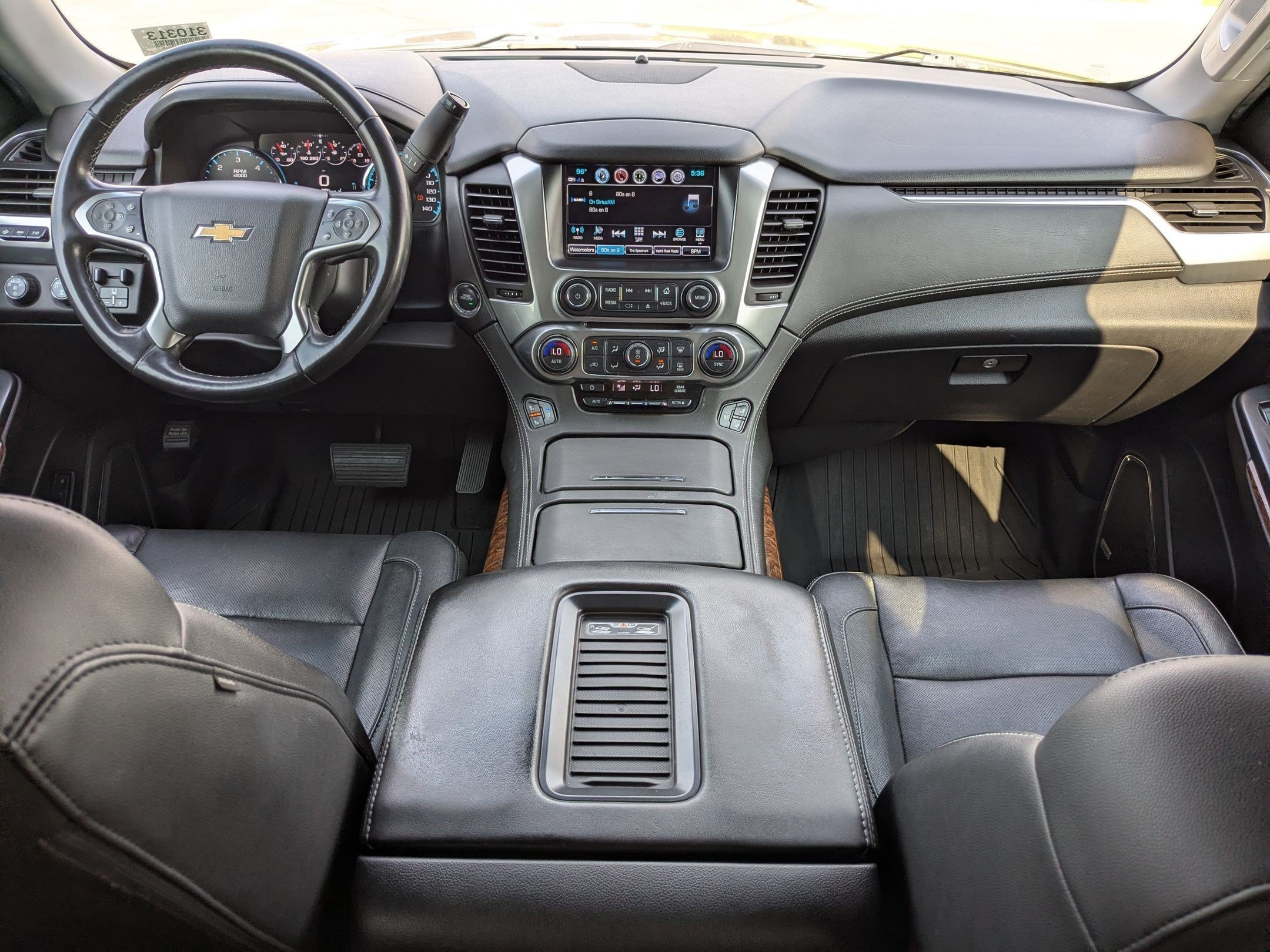 Used 2020 Chevrolet Suburban Premier w/ 6.2L Performance Package AWD/4WD image 26