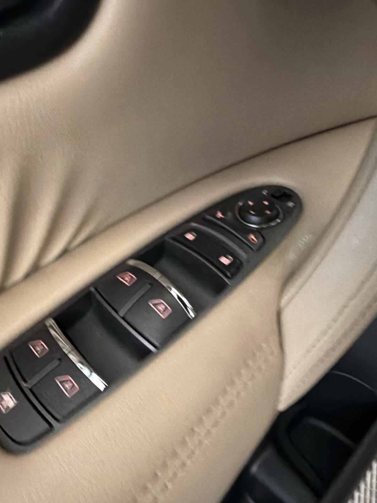 Used 2020 Nissan Armada SL w/ Premium Package RWD image 24
