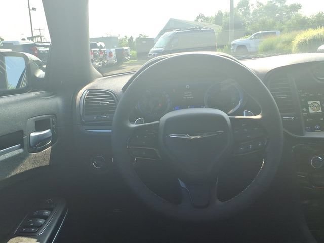 Certified 2023 Chrysler 300 S w/ Comfort Group RWD image 19