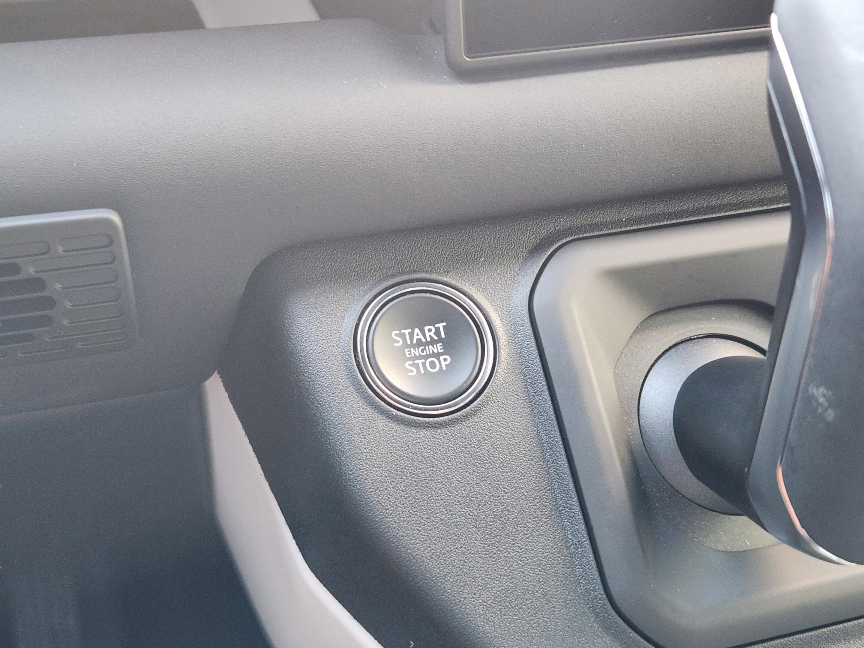 Certified 2025 Land Rover Defender 110 S AWD/4WD image 16