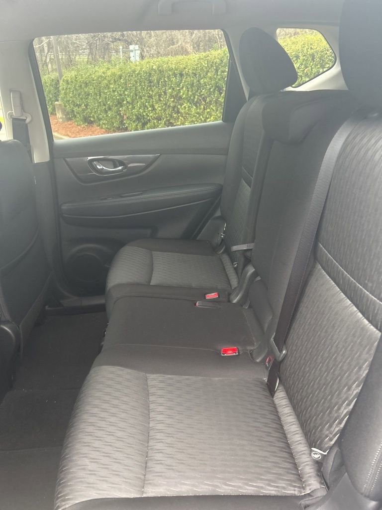 Used 2020 Nissan Rogue S w/ Special Edition Package image 21