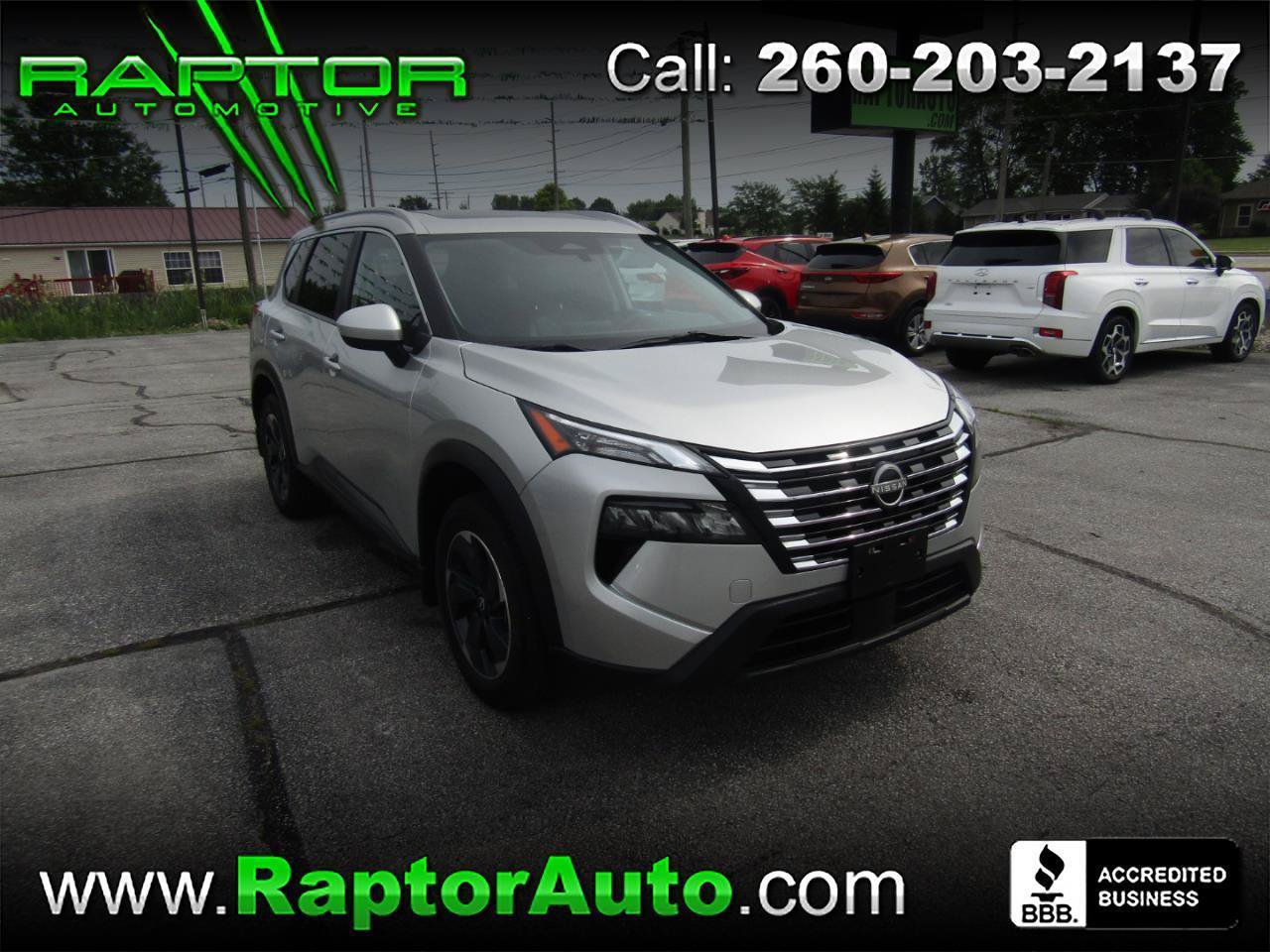 Used 2024 Nissan Rogue SV w/ SV Premium Package
