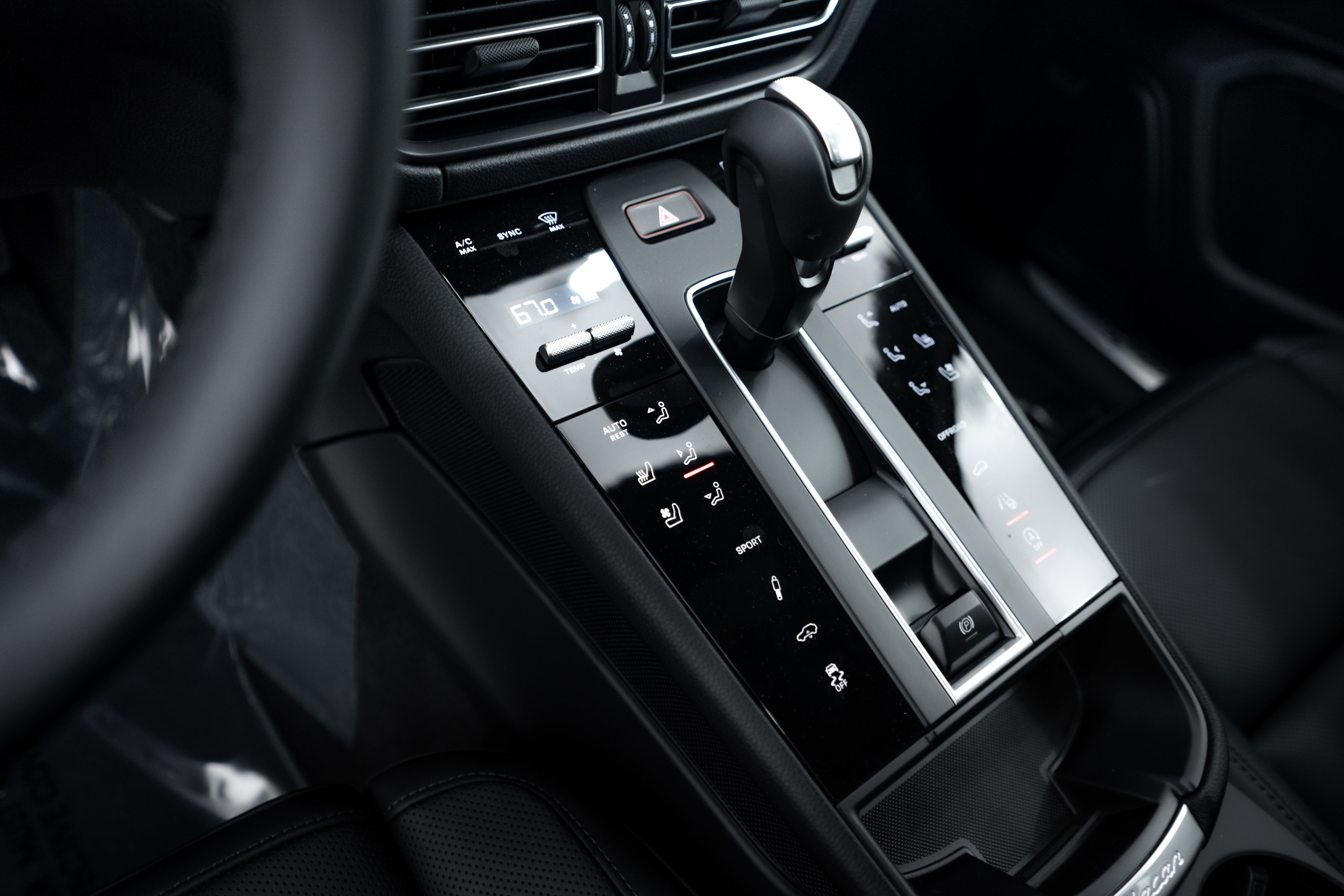 New 2025 Porsche Macan S image 15