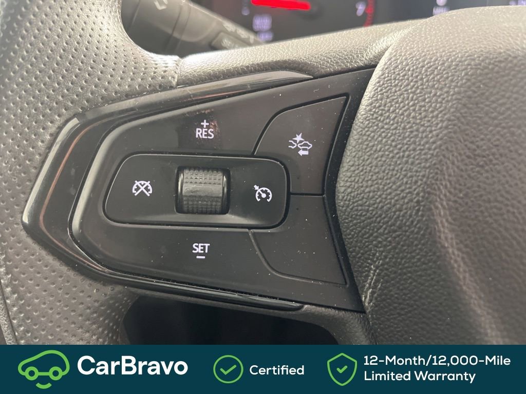 Certified 2025 Chevrolet Trax LS image 22
