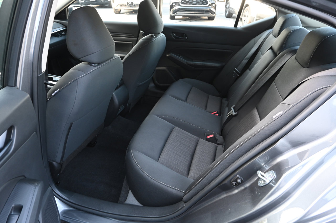 Used 2024 Nissan Altima 2.5 SV image 19