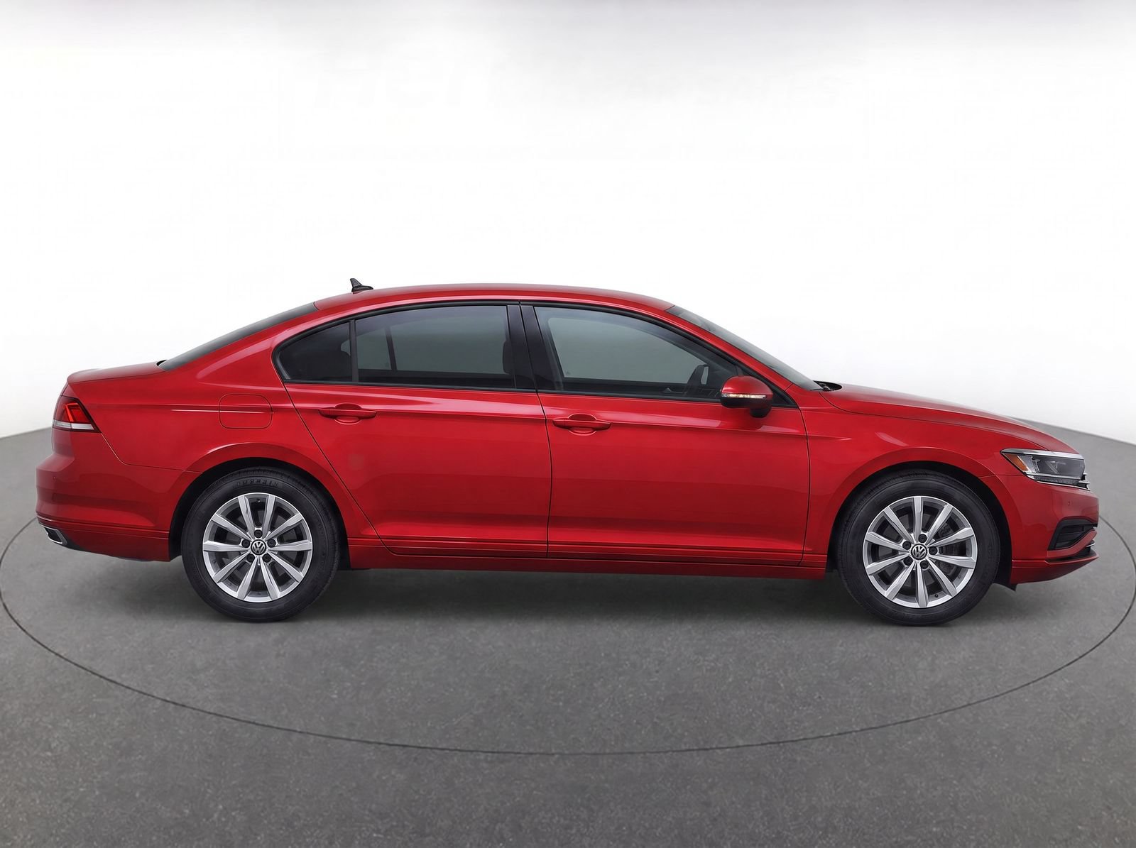 Used 2021 Volkswagen Passat 2.0T S FWD image 2