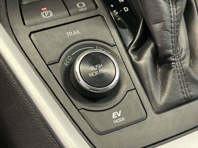 Certified 2024 Toyota RAV4 LE AWD/4WD image 21