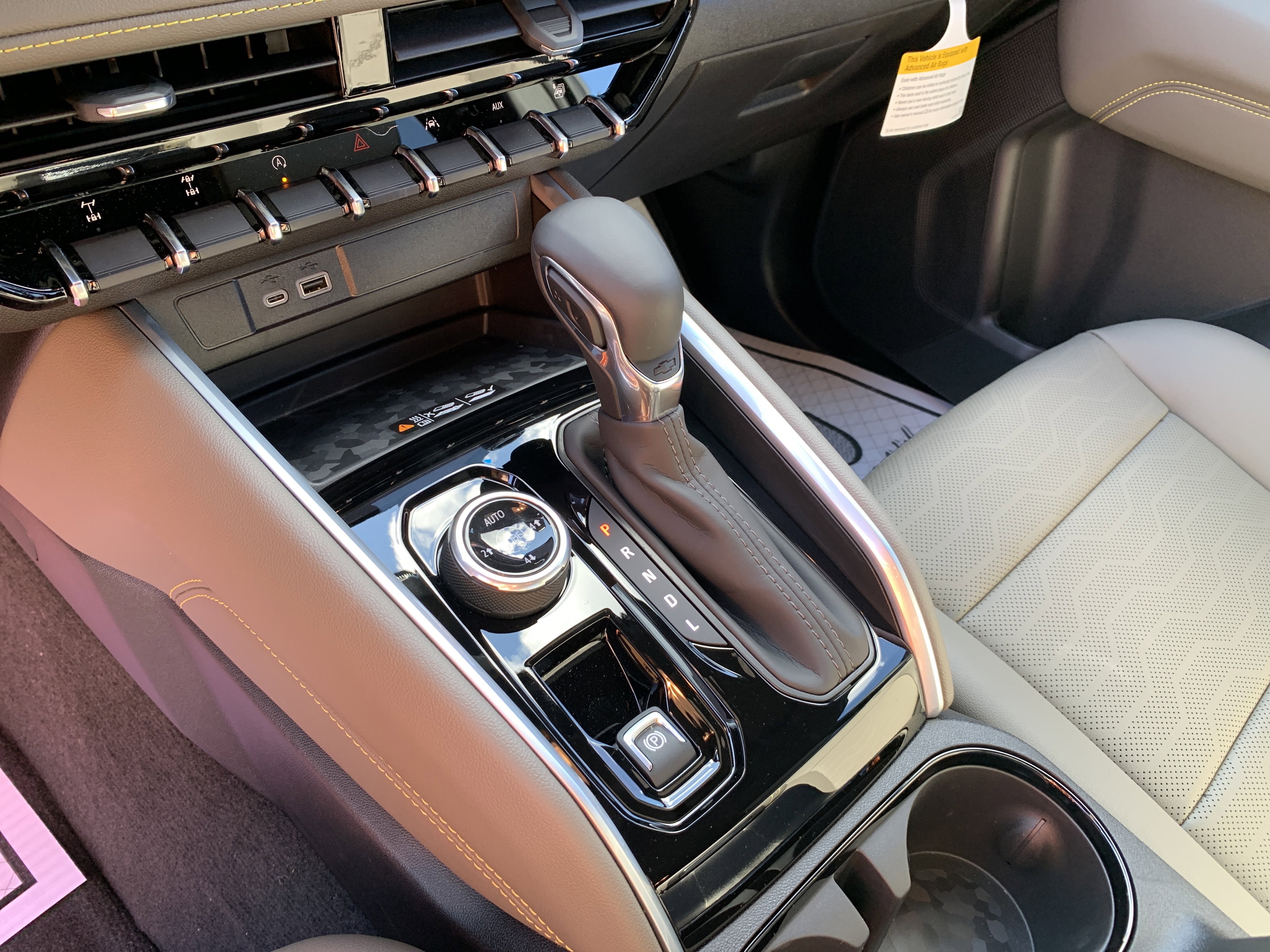 New 2026 Chevrolet Colorado ZR2 w/ Technology Package image 16