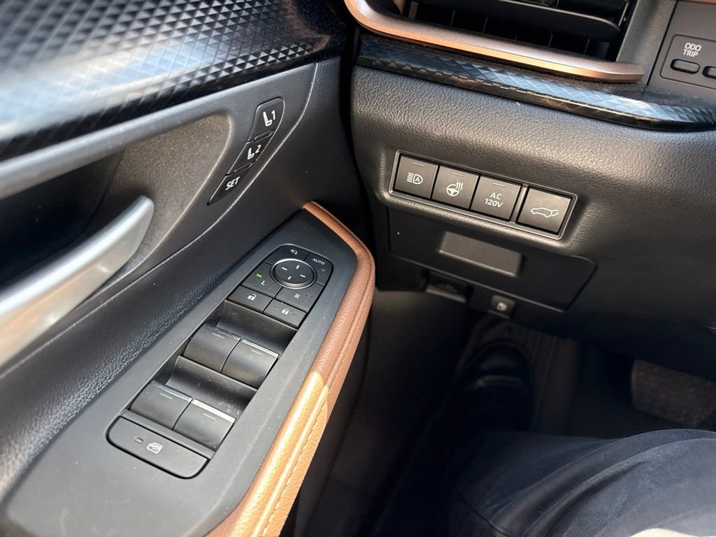 Used 2026 Toyota Grand Highlander AWD Hybrid image 24