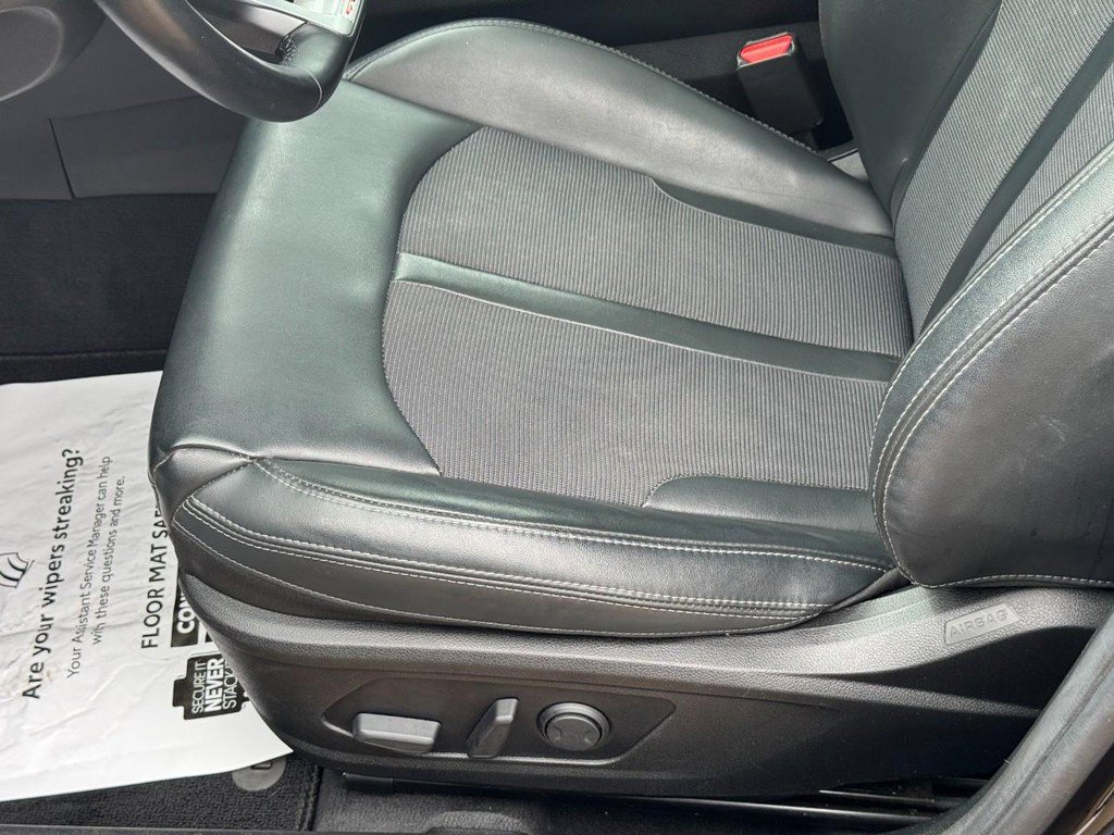 Used 2022 Kia K5 GT-Line w/ GT-Line Awd Premium Package image 17
