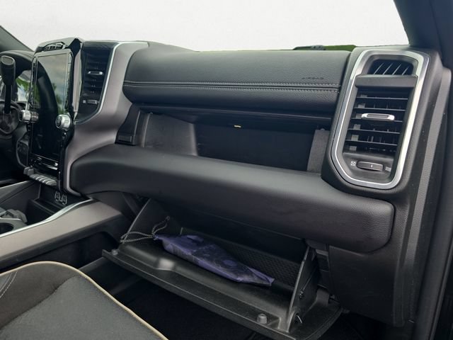 Used 2024 RAM 2500 Laramie w/ Sport Appearance Package AWD/4WD image 18