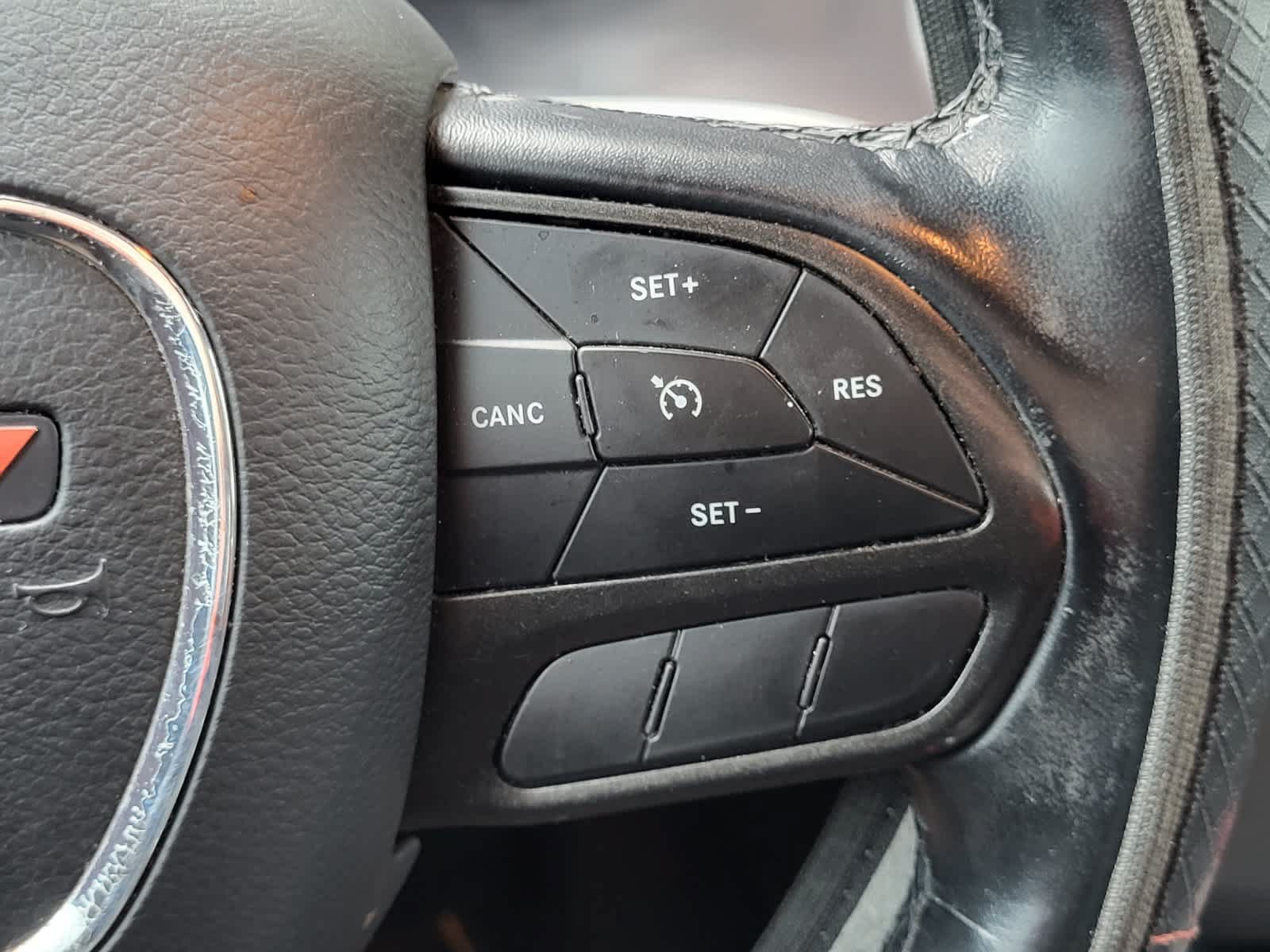 Used 2022 Dodge Charger SXT RWD image 17