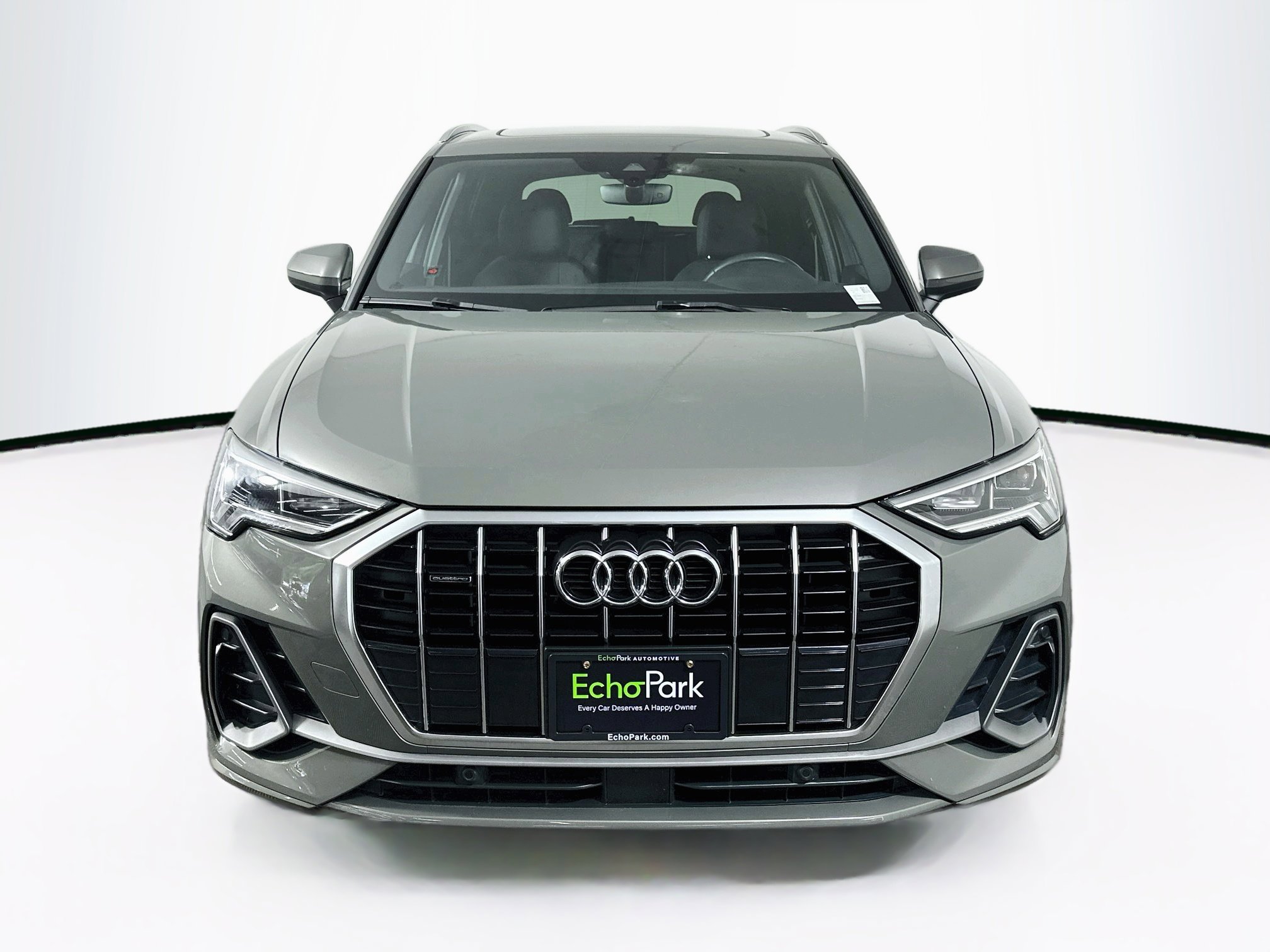 Used 2021 Audi Q3 2.0T Premium Plus w/ Premium Plus Package AWD/4WD image 2