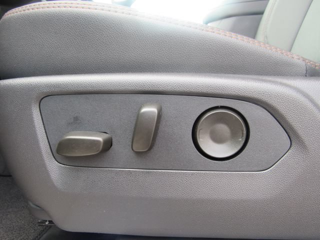 Used 2026 GMC Sierra 3500 AT4 w/ Technology Package AWD/4WD image 18
