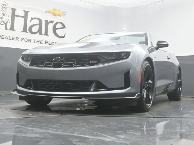 Used 2023 Chevrolet Camaro LT w/ RS Package image 4