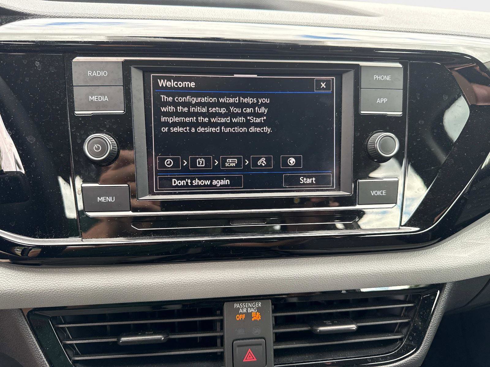 Used 2022 Volkswagen Taos S image 18