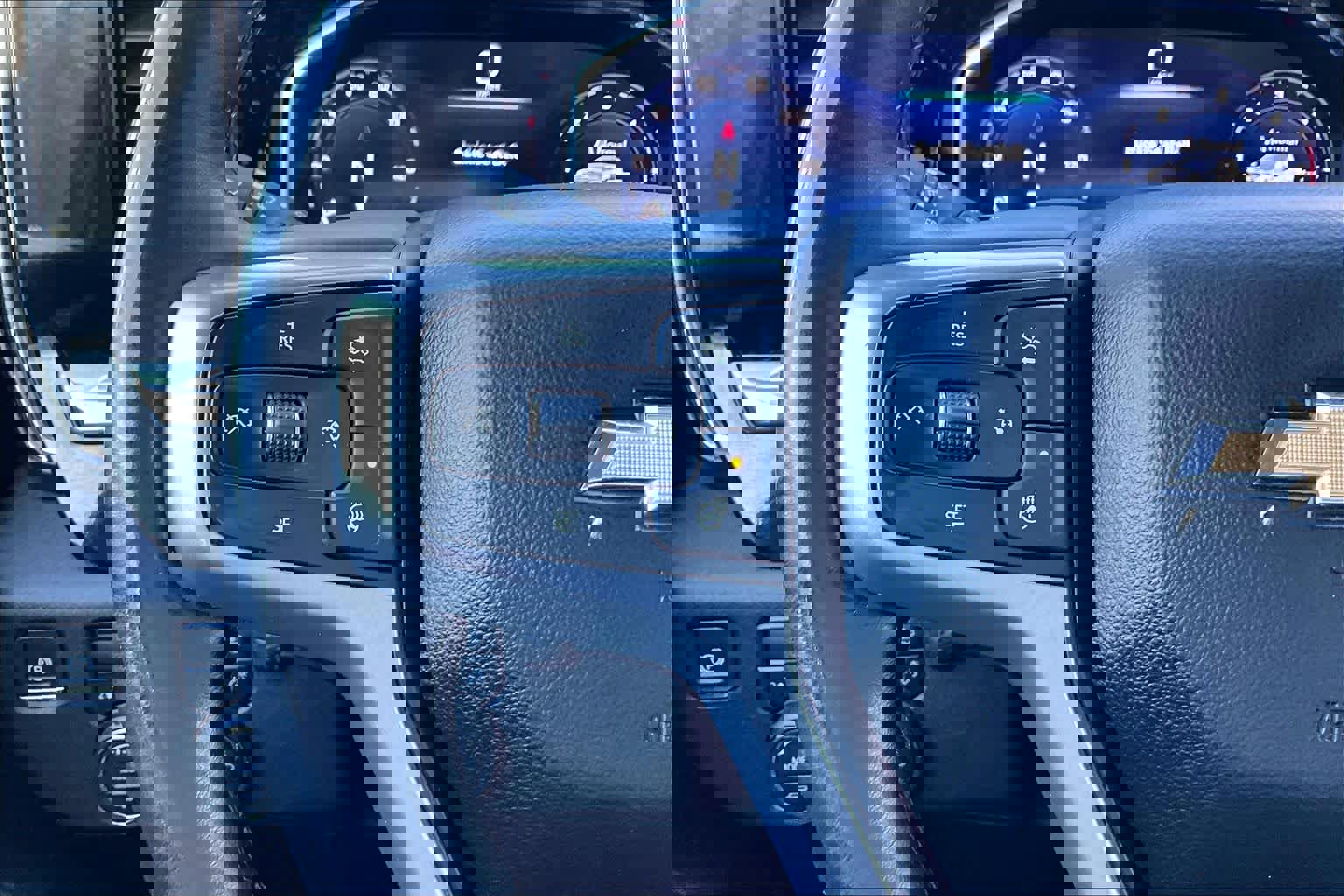 Used 2025 Chevrolet Silverado 2500 LT w/ Convenience Package image 23