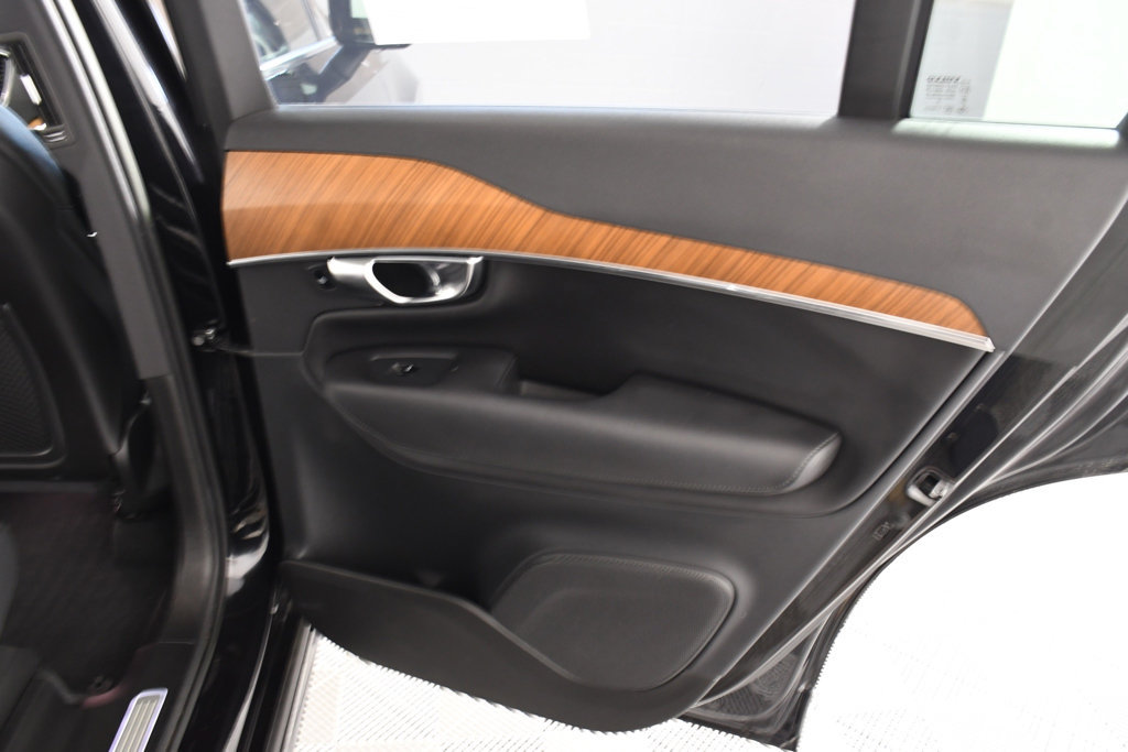 Used 2023 Volvo XC90 B6 Plus w/ Protection Package Premier AWD/4WD image 20