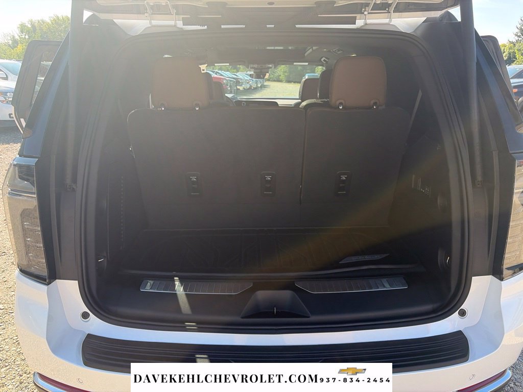 Used 2025 Chevrolet Tahoe High Country AWD/4WD image 34
