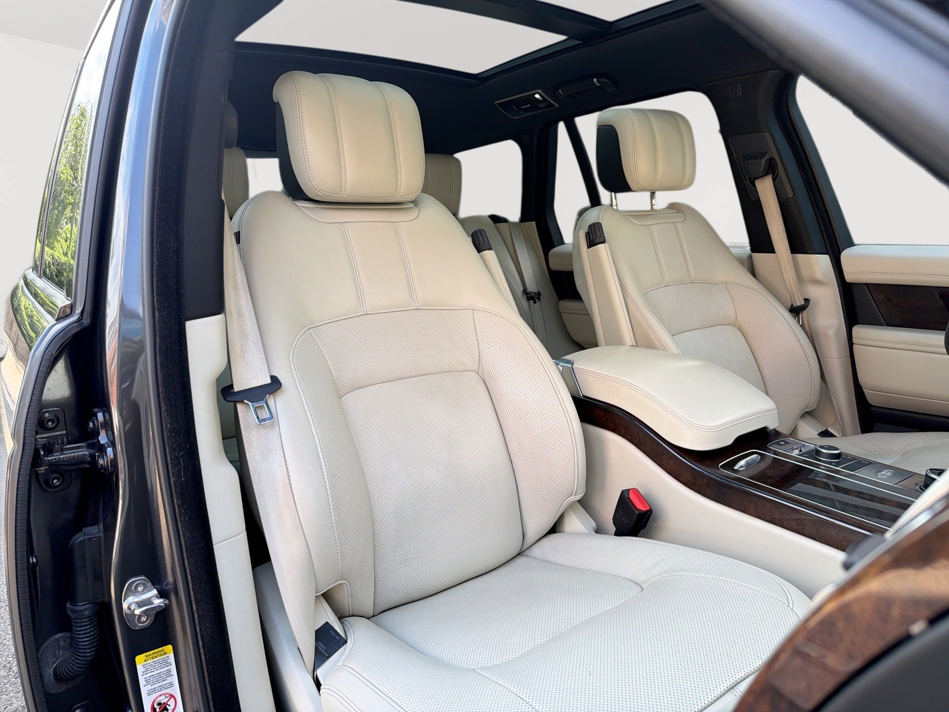 Used 2020 Land Rover Range Rover HSE AWD/4WD image 28