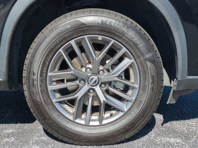 Certified 2024 Nissan Rogue S image 12