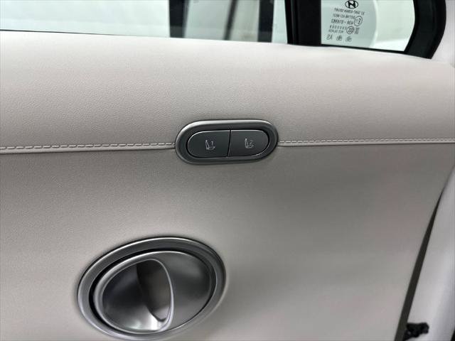 New 2026 Hyundai Palisade Limited FWD image 12
