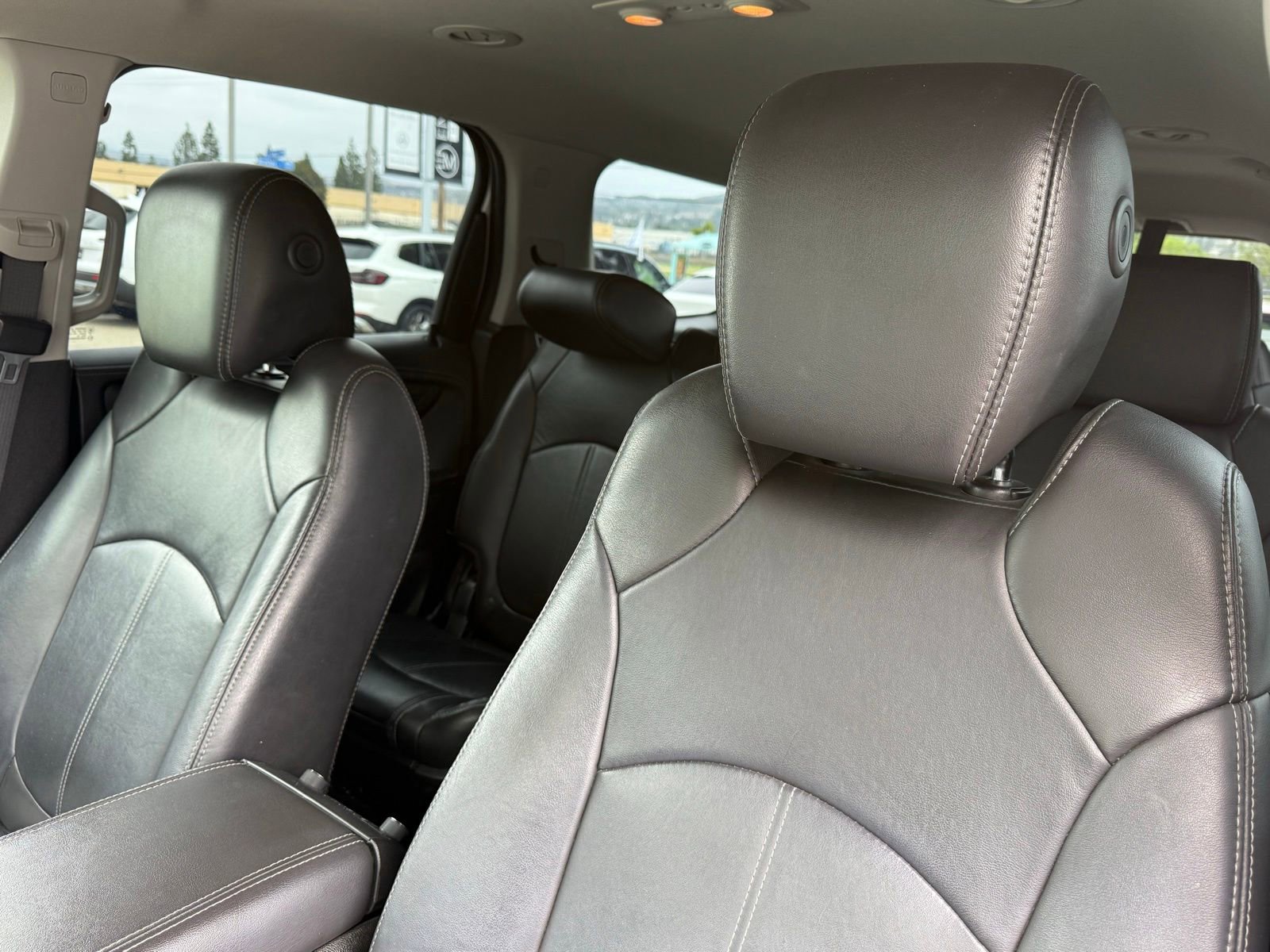 Used 2017 GMC Acadia Limited SLT FWD image 25