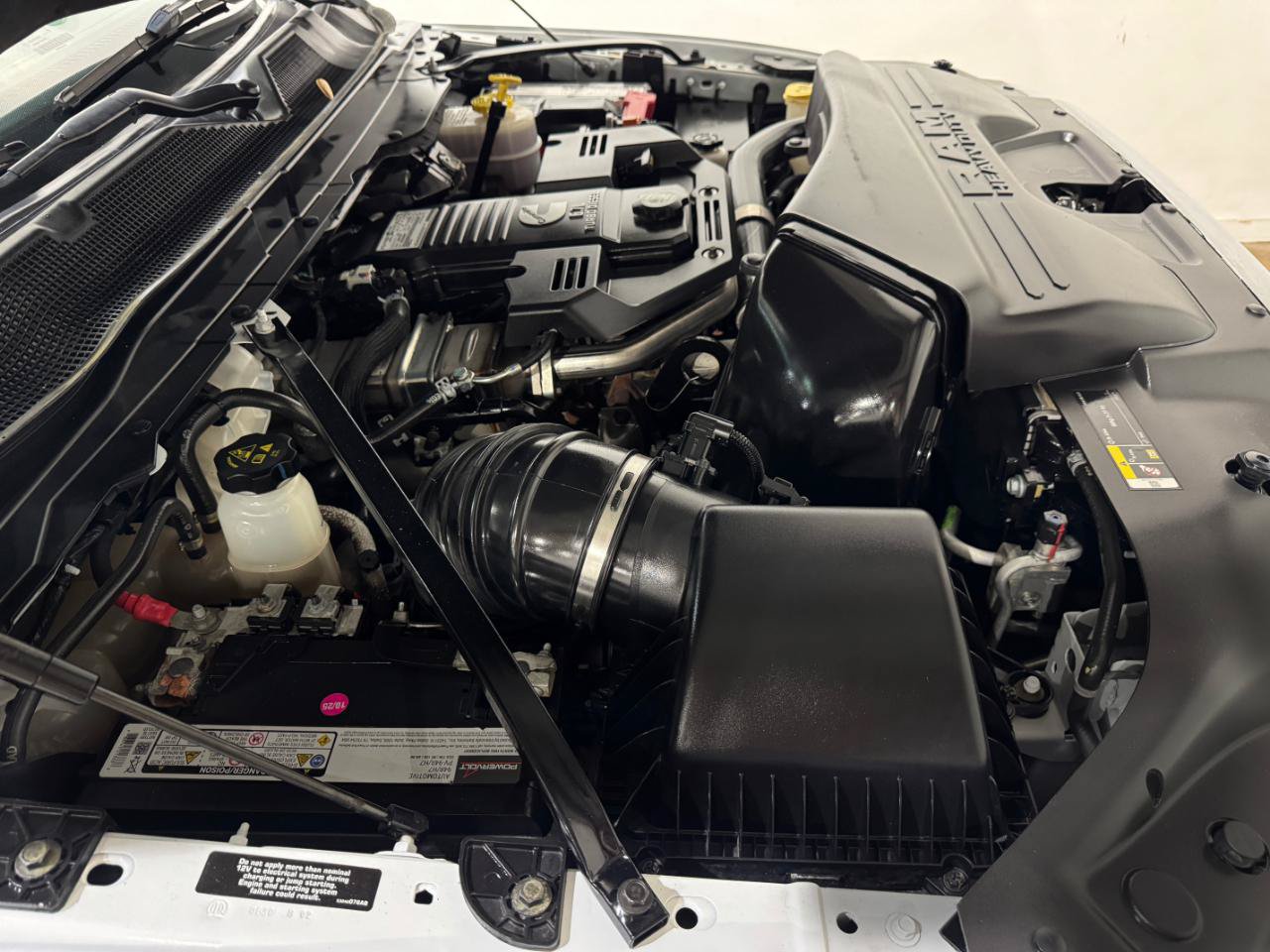 Used 2024 RAM 3500 Tradesman w/ Chrome Appearance Group AWD/4WD image 51