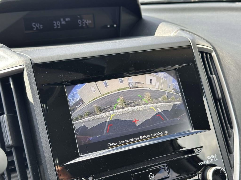 Used 2019 Subaru Crosstrek 2.0i Premium w/ Eyesight System image 17