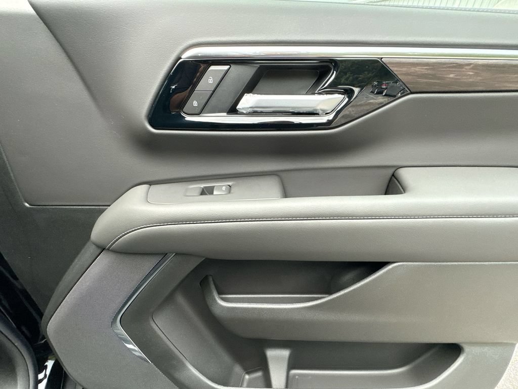 New 2026 Chevrolet Tahoe LS AWD/4WD image 33