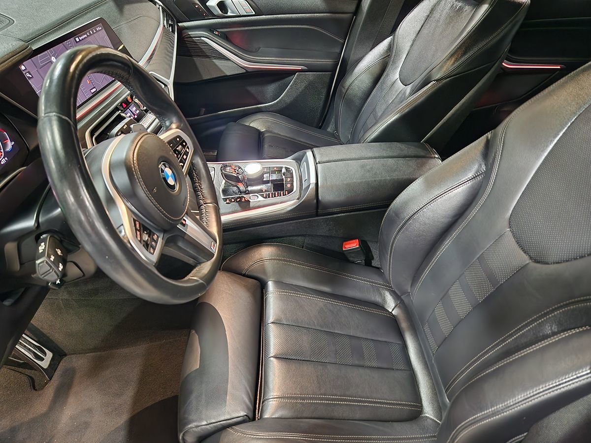 Used 2020 BMW X7 xDrive40i w/ M Sport Package AWD/4WD image 31