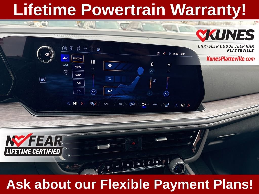 Used 2025 Chevrolet Tahoe LT w/ Comfort Package image 23