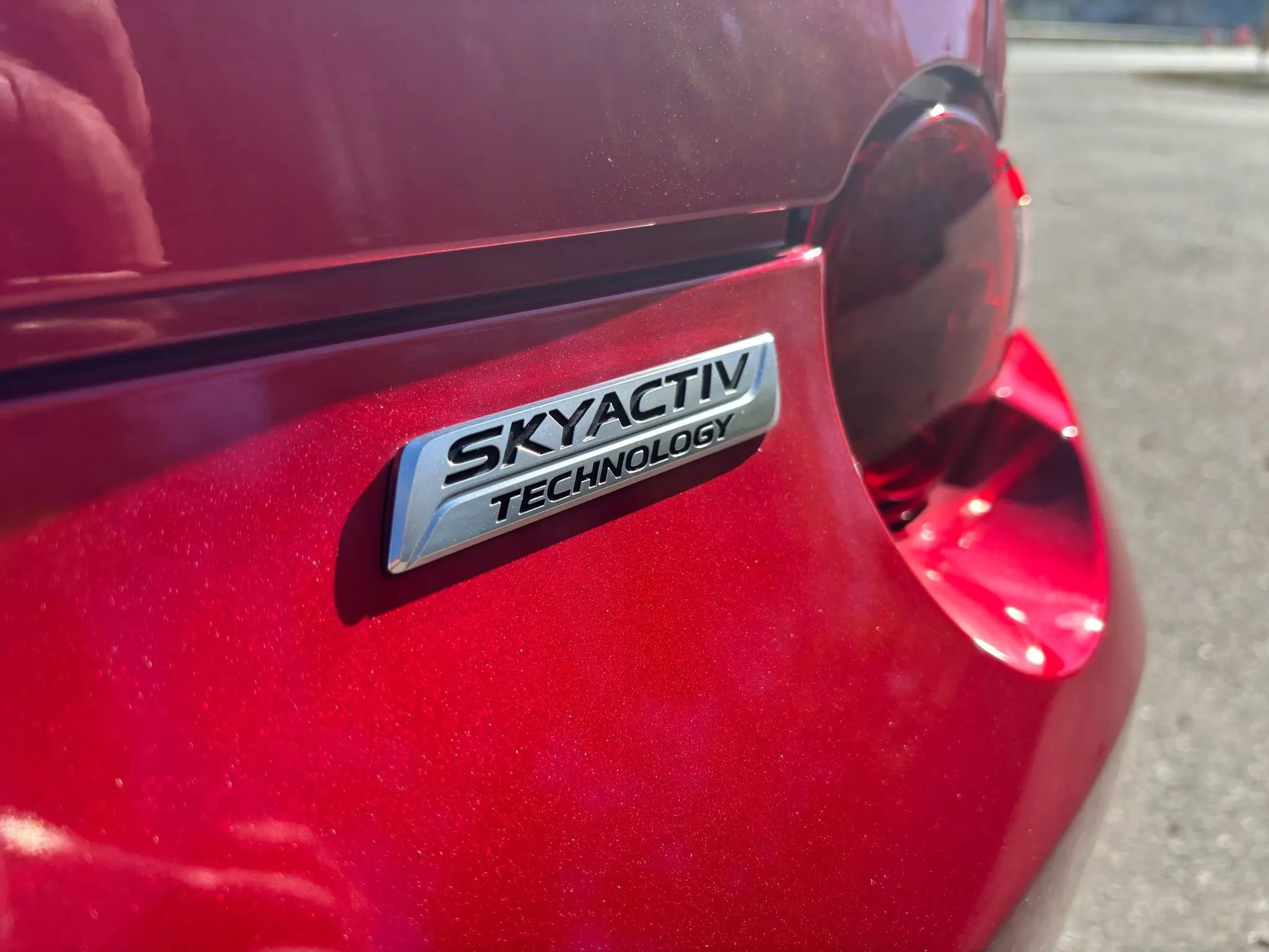 Used 2016 MAZDA MX-5 Miata Sport image 19