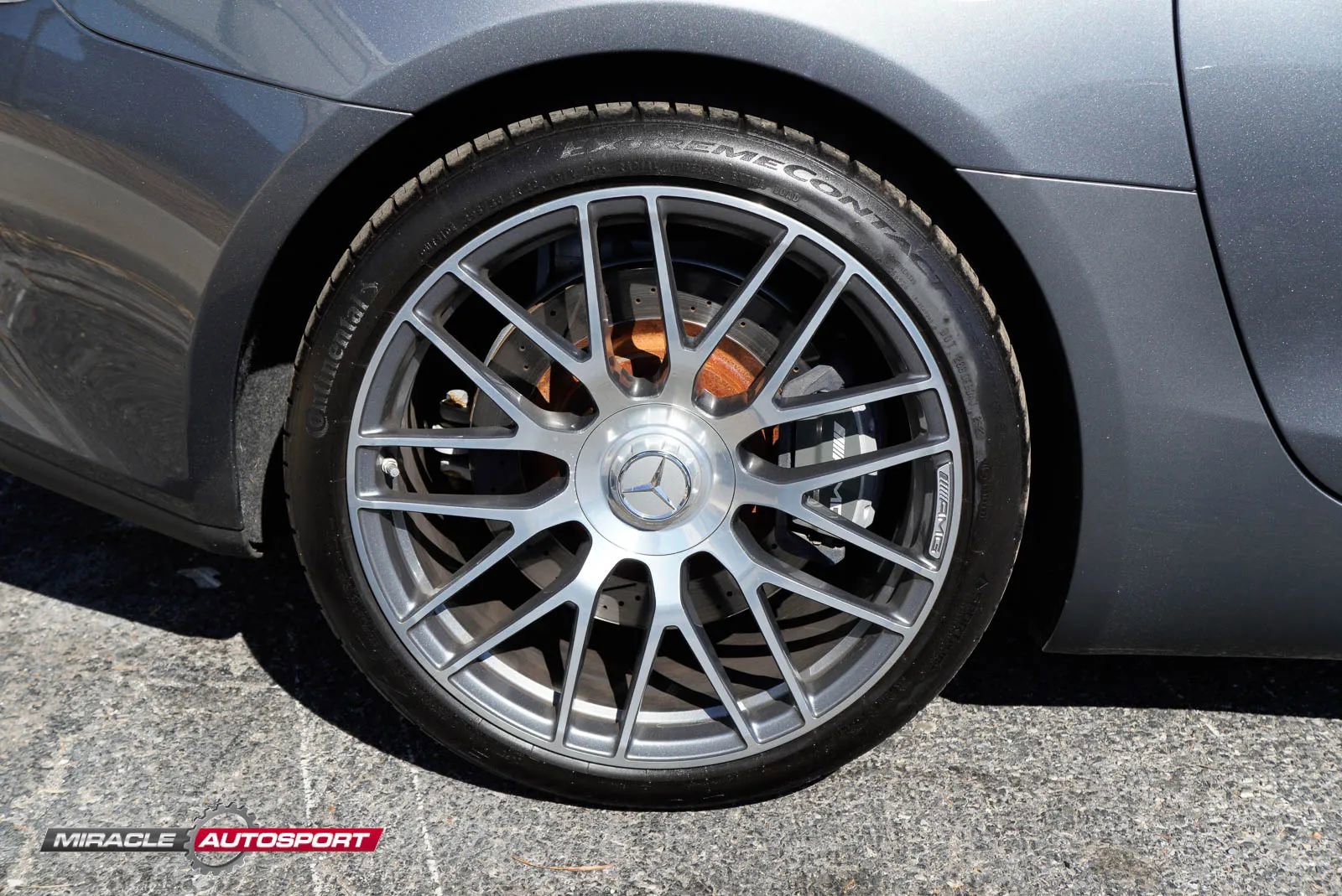 Used 2018 Mercedes-Benz AMG GT Roadster w/ Exclusive Interior Package image 11