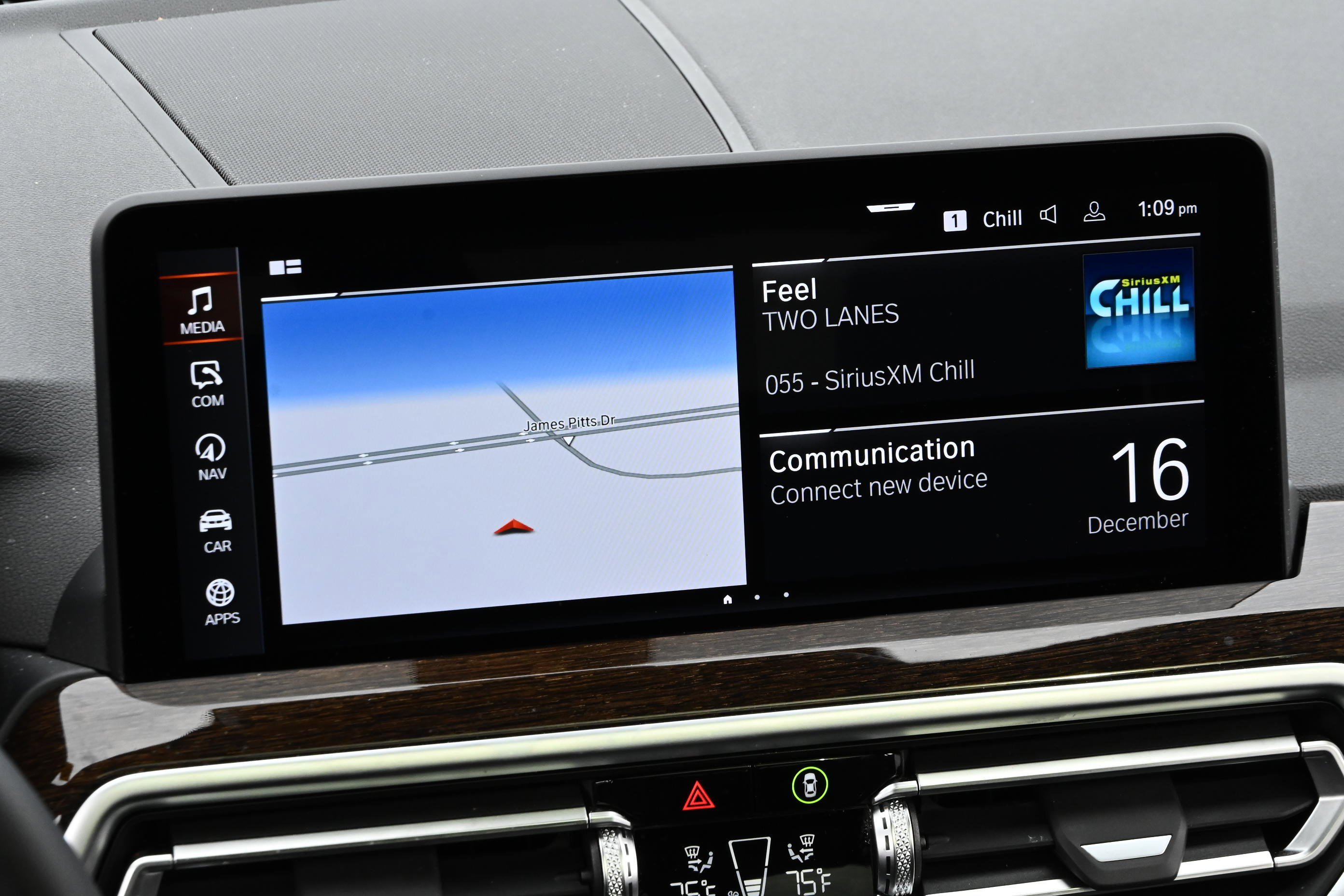 Certified 2025 BMW X4 xDrive30i image 30